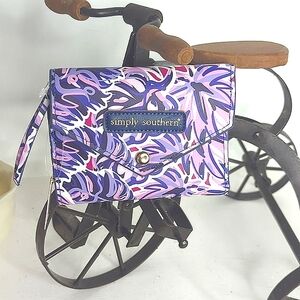 🌟NWT Simply Southern Small Wallet